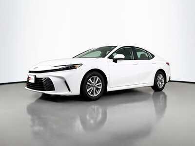 2025 Toyota Camry, $26977. Photo 3
