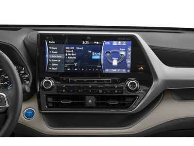 2020 Toyota Highlander, $39977. Photo 10