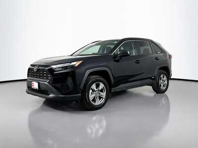2025 Toyota RAV4, $35977. Photo 3
