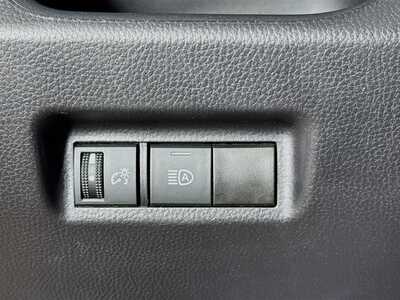 2025 Toyota RAV4, $33977. Photo 10