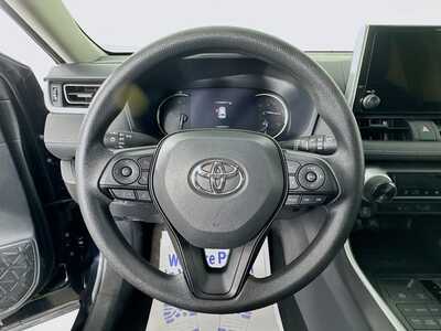 2025 Toyota RAV4, $33977. Photo 11