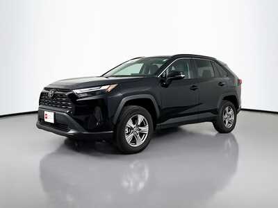 2025 Toyota RAV4, $33977. Photo 3