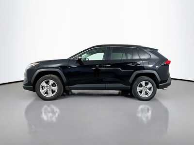 2025 Toyota RAV4, $33977. Photo 4