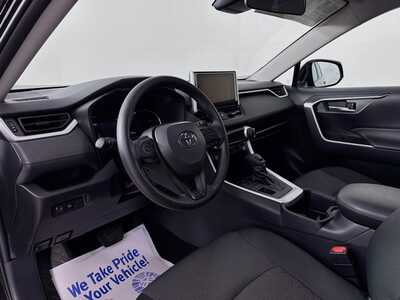 2025 Toyota RAV4, $33977. Photo 9