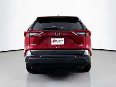 2024 Toyota RAV4, $29977. Photo 6