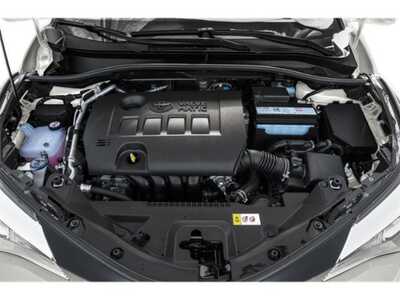 2021 Toyota C-HR, $19748. Photo 12