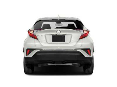 2021 Toyota C-HR, $19748. Photo 5