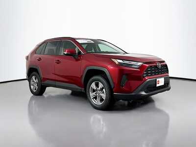 2025 Toyota RAV4, $33977. Photo 1