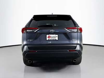 2025 Toyota RAV4, $33977. Photo 6