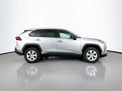 2024 Toyota RAV4, $31977. Photo 8