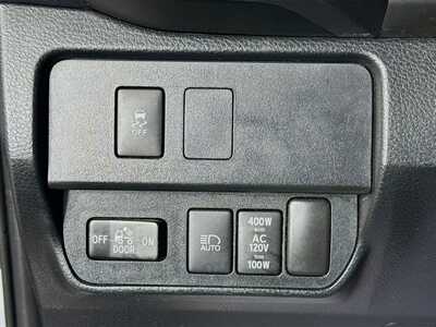 2021 Toyota Tacoma, $38865. Photo 10