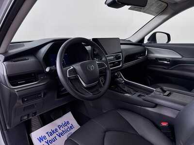 2025 Toyota Grand Highlander, $46477. Photo 9