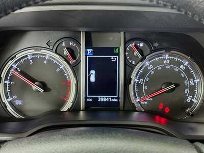 2024 Toyota 4Runner, $43977. Photo 12
