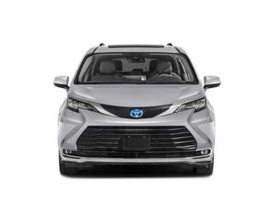 2021 Toyota Sienna, $38977. Photo 4