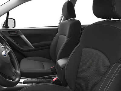 2014 Subaru Forester, $10977. Photo 11