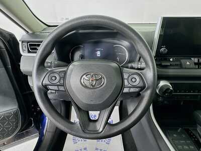 2025 Toyota RAV4, $33977. Photo 11