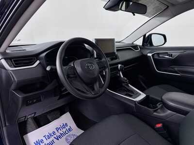 2025 Toyota RAV4, $33977. Photo 9
