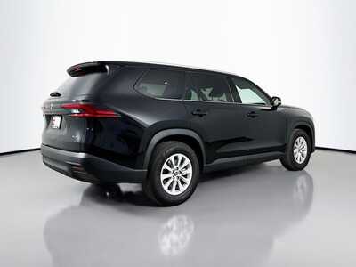 2025 Toyota Grand Highlander, $48777. Photo 7