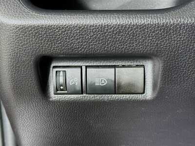 2025 Toyota RAV4, $34977. Photo 10