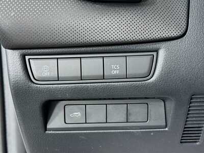 2023 Mazda CX-50, $27092. Photo 10