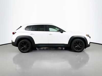 2023 Mazda CX-50, $27092. Photo 8