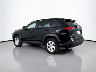 2025 Toyota RAV4, $31977. Photo 5