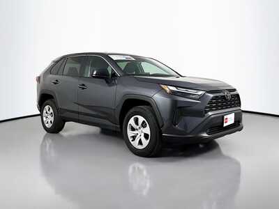 2024 Toyota RAV4, $31477. Photo 1