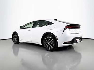 2024 Toyota Prius, $30977. Photo 5