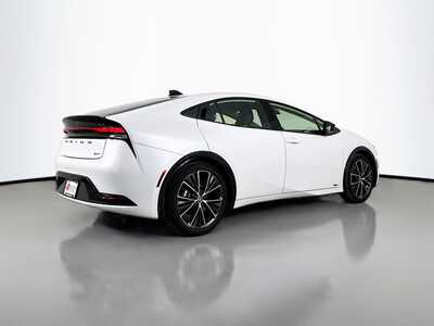 2024 Toyota Prius, $30977. Photo 7