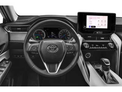 2024 Toyota Venza, $43477. Photo 7