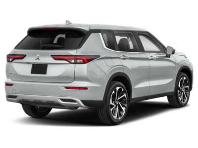 2024 Mitsubishi Outlander, $26977. Photo 2