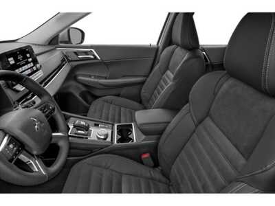 2024 Mitsubishi Outlander, $26977. Photo 9