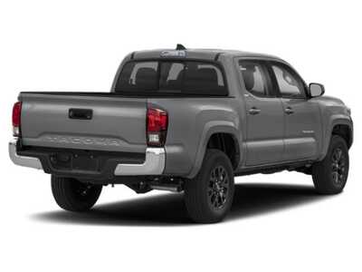 2020 Toyota Tacoma, $30976. Photo 2