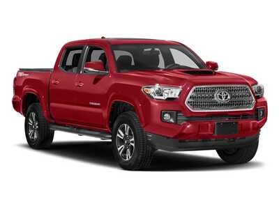 2017 Toyota Tacoma, $27977. Photo 6