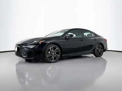 2025 Toyota Camry, $34977. Photo 3