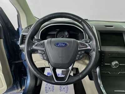 2019 Ford Edge, $14477. Photo 11