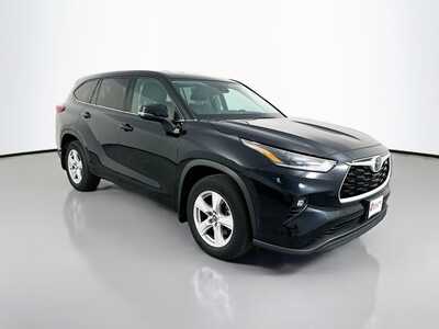 2021 Toyota Highlander, $22977. Photo 1