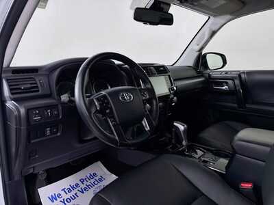 2024 Toyota 4Runner, $48977. Photo 9