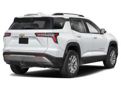 2026 Chevrolet Equinox, $30784. Photo 5