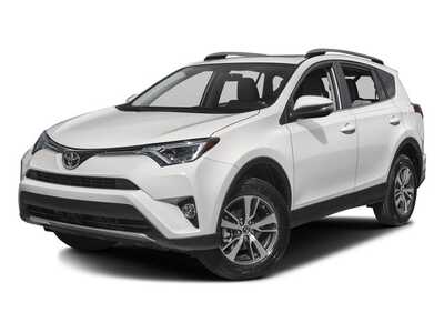 2018 Toyota RAV4, $21977. Photo 1