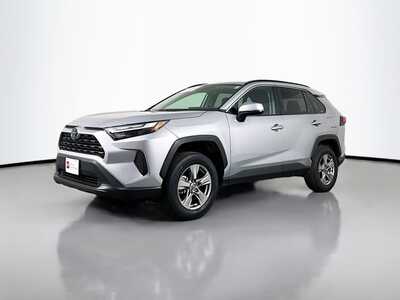 2025 Toyota RAV4, $34977. Photo 3