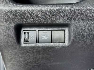 2025 Toyota RAV4, $35977. Photo 10