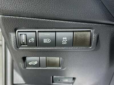 2026 Toyota Corolla Cross, $33977. Photo 10