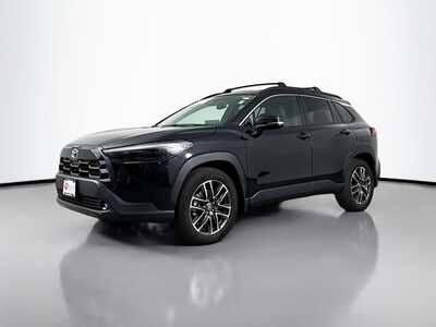 2026 Toyota Corolla Cross, $33977. Photo 3