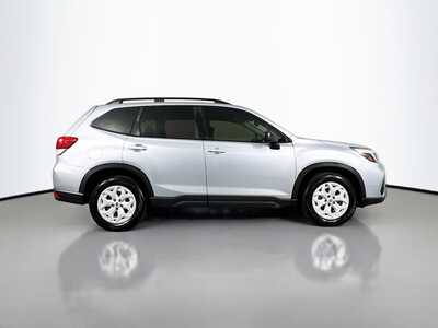 2019 Subaru Forester, $19272. Photo 8