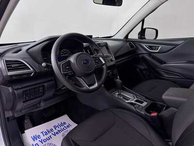 2019 Subaru Forester, $19272. Photo 9