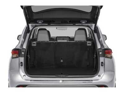 2026 Toyota Highlander, $58332. Photo 11