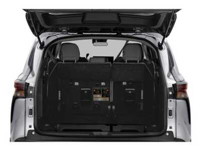 2025 Toyota Sienna, $0. Photo 10