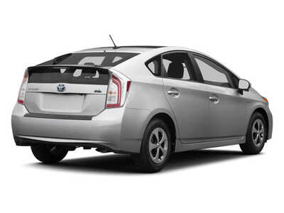 2012 Toyota Prius, $9977. Photo 2