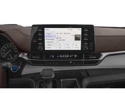 2026 Toyota Sienna, $62573. Photo 12